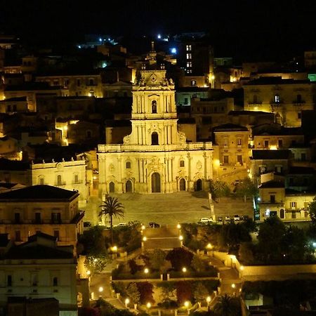 La Casa di Giada Villa Modica Bagian luar foto